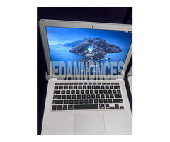 2 macbook air 13" 4GB mid 2012 importé avec chargeur