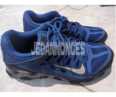 Chaussures de sport Nike Reax bleues