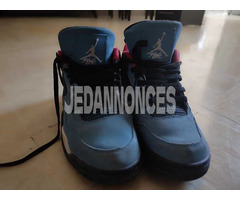 JORDAN 4 RETRO TRAVIS SCOTT CACTUS JACK EN BONNE ÉTAT