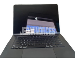 MacBook Air M2 15” Minuit (2023)