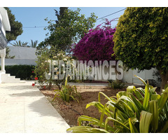 Villa S+4 avec jardin et garage de voiture Sfax Elbosten Numéro : 98 412 134