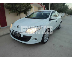 ♦️ Mégane 3 boîte 6 siemens diesel TOM TOM modèle 2011♦️