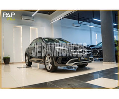 ▶ MERCEDES-BENZ GLA 180 ◀